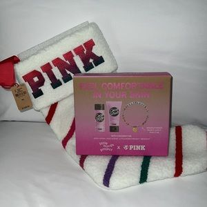 PINK Little Words Project with bracelet Coco Lotion & Coco Scrub with stocking